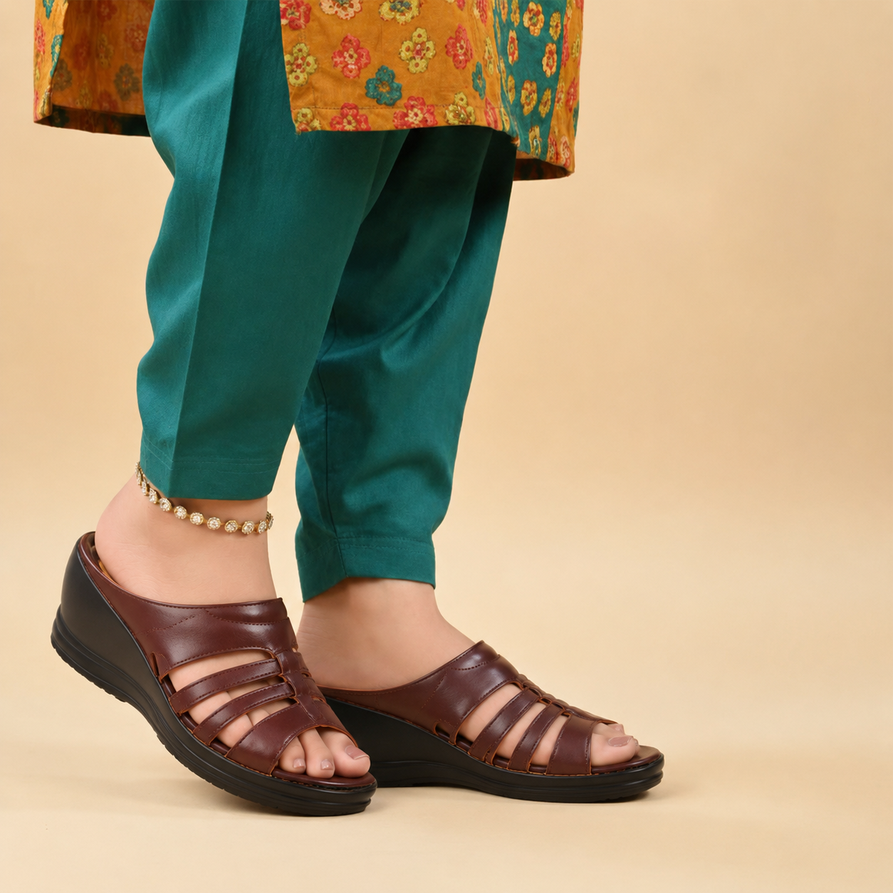 Women's Leather Heel Shoes Chocolate